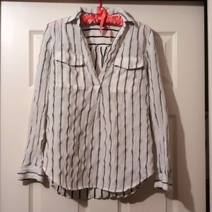 Ann Taylor beachy shirt XS